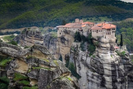 Η «Ιερή γη» των Μετεώρων